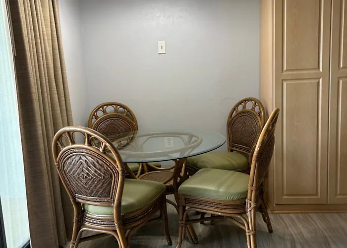 Oceanfront At Boardwalk One, Pool, Parking * Ocean City